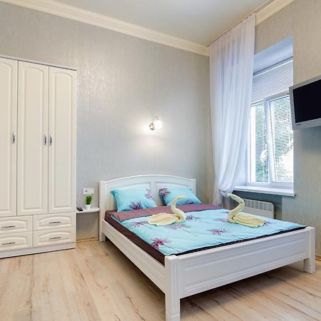 Alfa Apartments Levytskoho 3 Lviv Luaran gambar